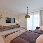 Mensel 1 Apartment *