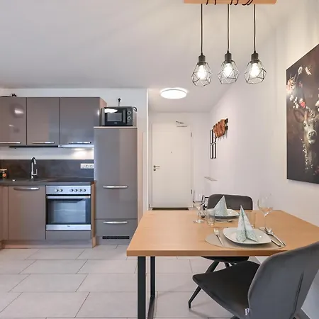 Mensel 1 Apartman