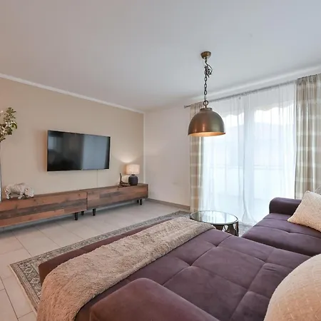 Mensel 1 Apartman *